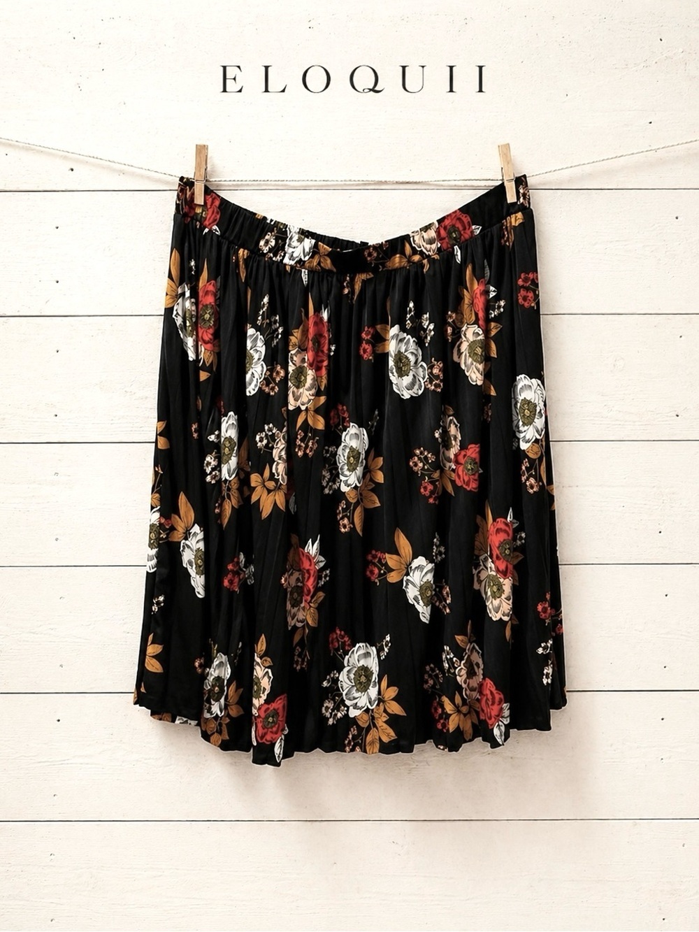 ELOQUII ELEMENTS – Black Floral Pleated Skirt – Size 
28